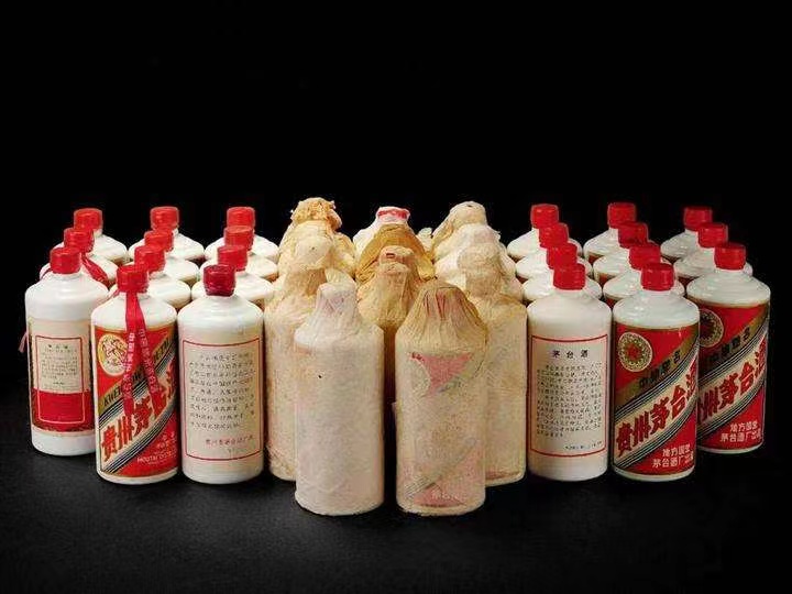 天镇日照岚山回收酒价格哪里回收(附近上门回收茅台酒）?